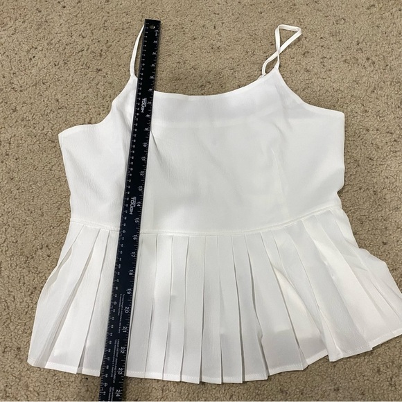 Glam White Cami Tank Chic Size Large NWT - Picture 8 of 10